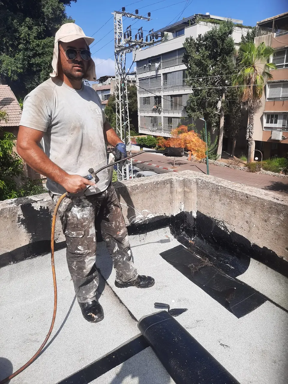 איטום גג שטוח ביריעות ביטומניות, עבודה של B.B איטום